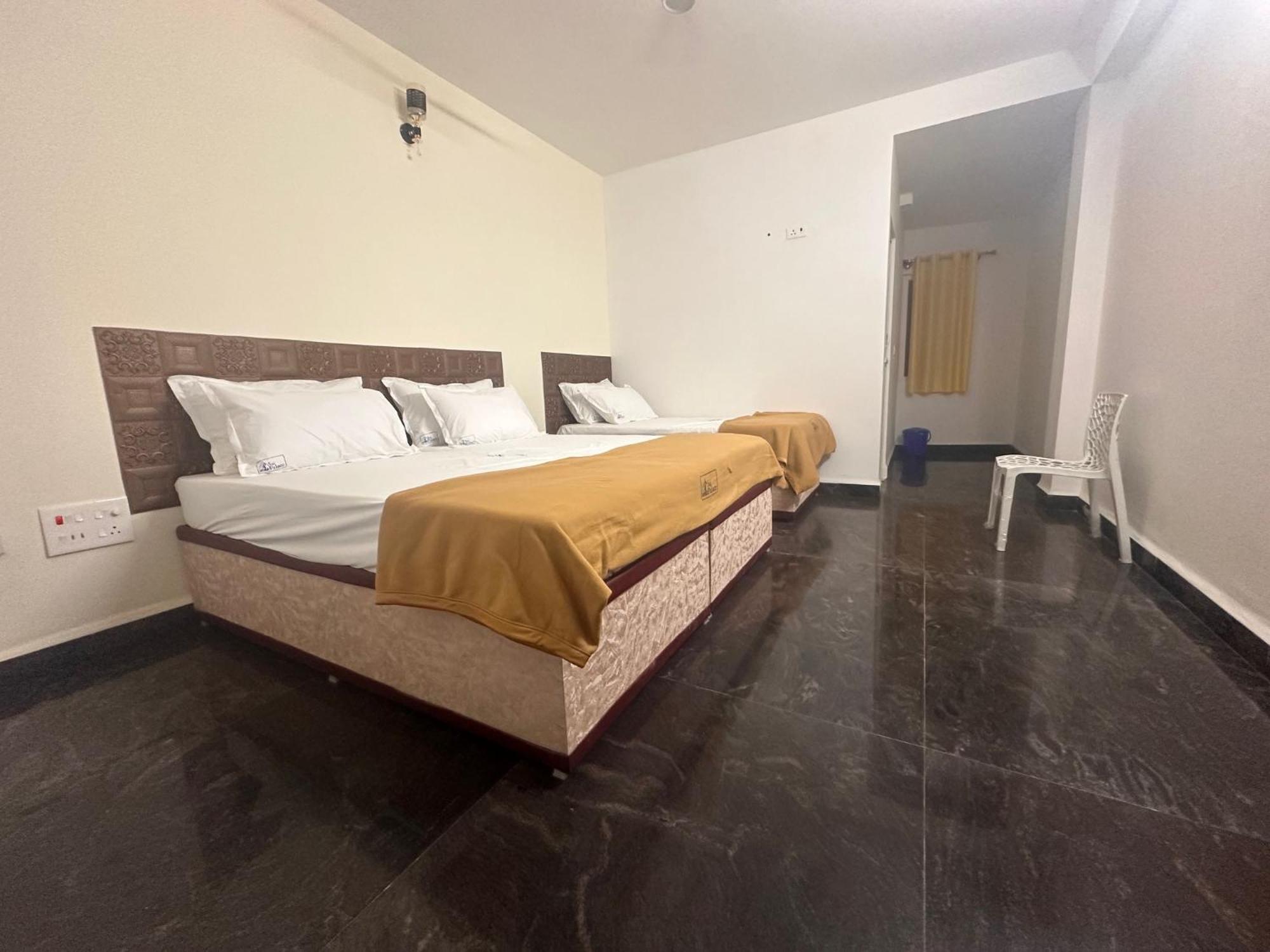 Mps Sai Palace Tiruvannāmalai 外观 照片